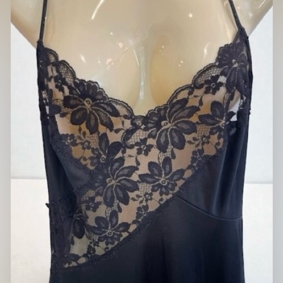 VTG 60s-70s JCPenny Olga Inspo Floral Lace Bandage Slit Maxi Slip in Black, S/M - Picture 3 of 9